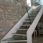 Ballatoio e scala in acciaio e vetro strutturale [2].jpg