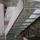 Ballatoio e scala in acciaio e vetro strutturale [5].jpg