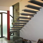 Scala in acciaio e marmo [2].jpg