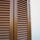 Persiane in alluminio effetto legno [05].jpg